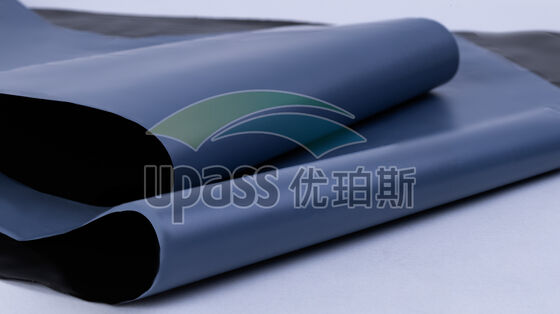 アスファルト防水膜および合成屋根の下敷き用 HDPE クロスラミネート フィルム