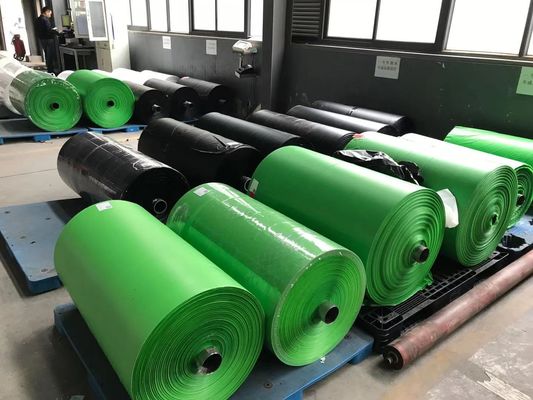 Underlaymentの防水十字の薄板にされたフィルムの反スリップのHdpeのフィルム ロール